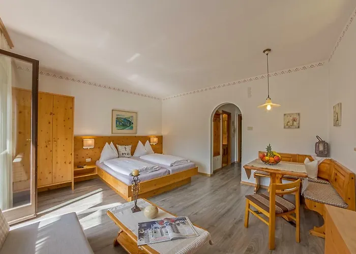 Eleonora Apartment *